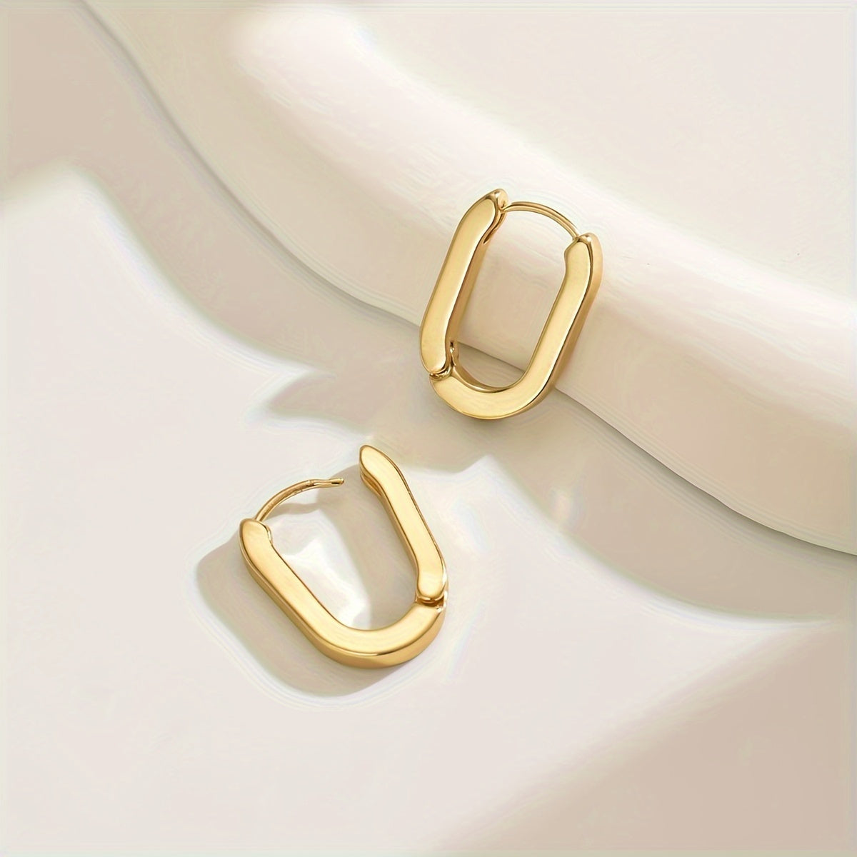 KAYLEE ELEGANT GEOMETRIC HOOP EARRINGS
