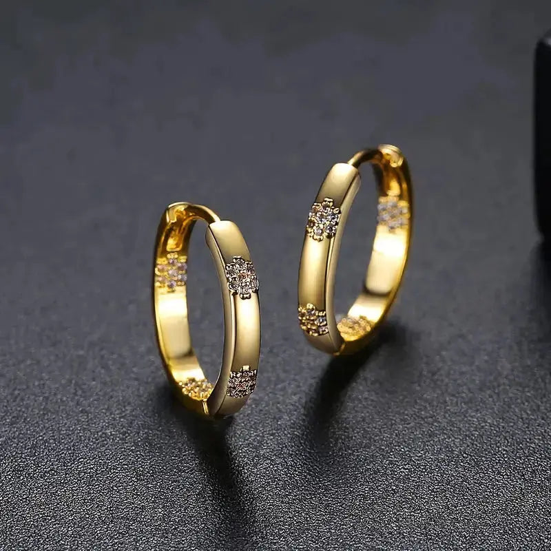 VINTAGE CIRCLE-SHAPED EARRINGS WITH GOLDEN FLOWER | GOLD
