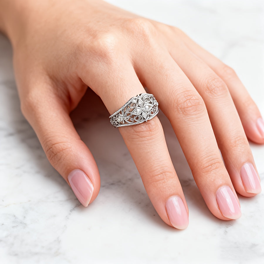 TIMELESS VINTAGE BOHEMIAN RING