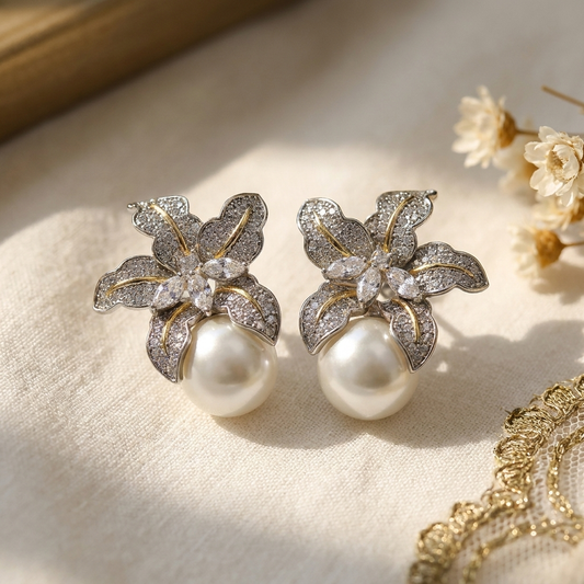 EXQUISITE FLOWER PEARL EARRINGS | WHITE GOLD